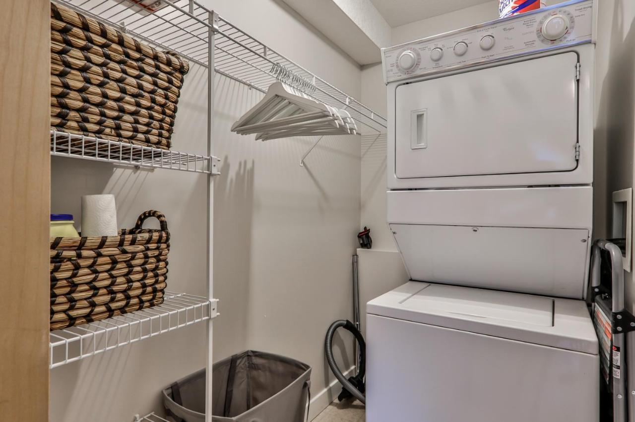 קאנמור Charming 1 Bdrm Plus Loft With Views Managed By Little Sister Getaways מראה חיצוני תמונה