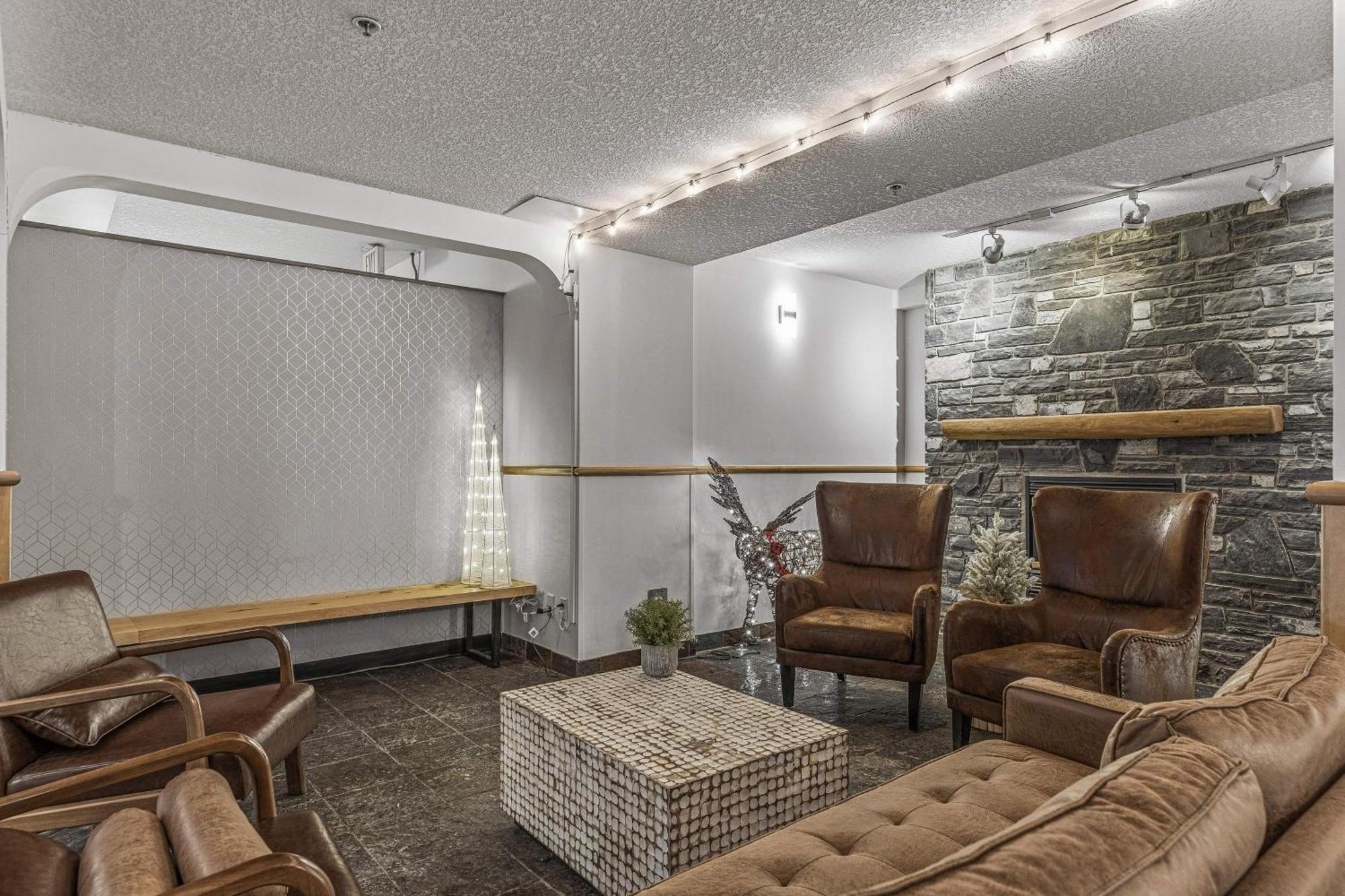 קאנמור Charming 1 Bdrm Plus Loft With Views Managed By Little Sister Getaways מראה חיצוני תמונה