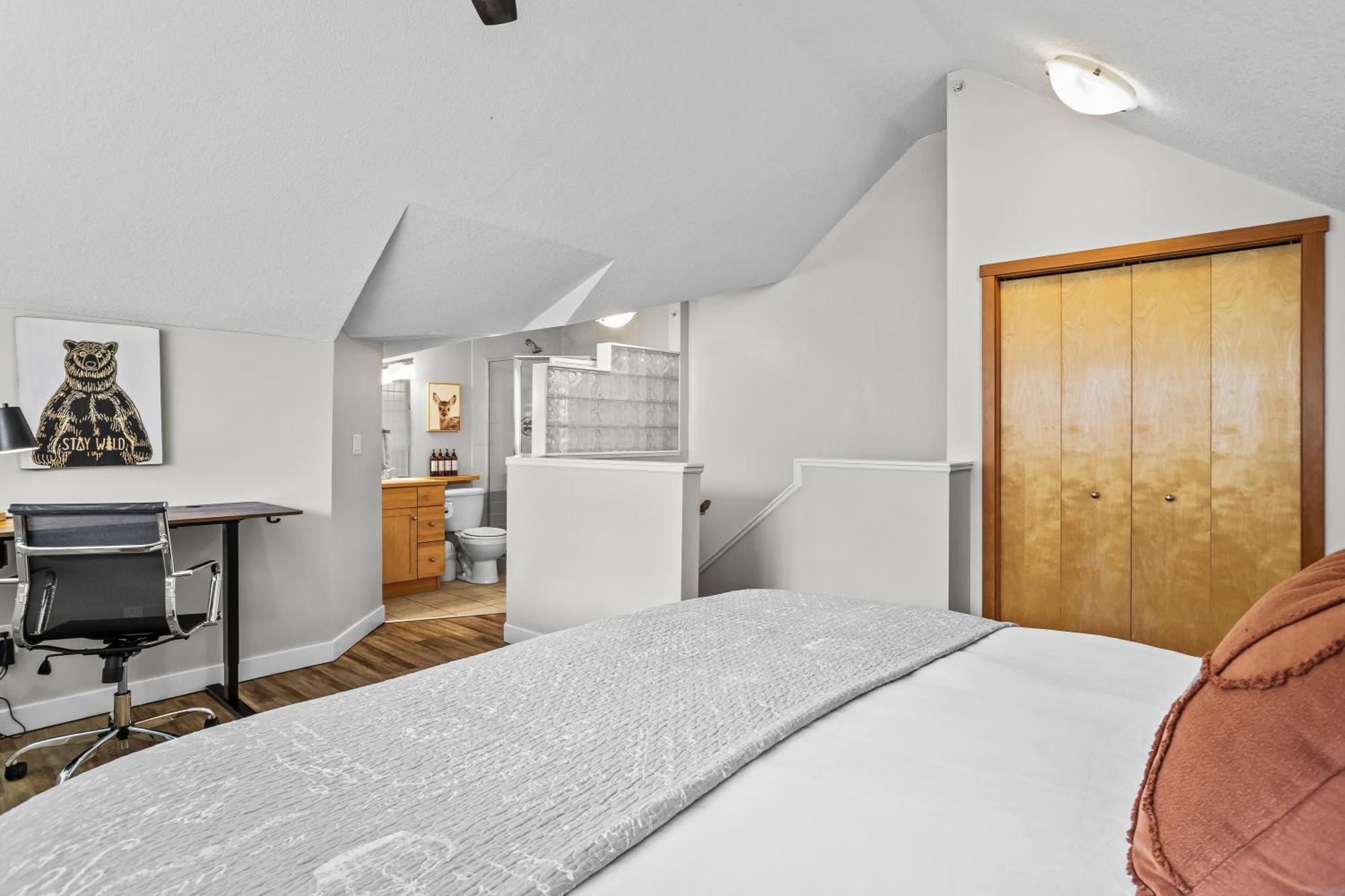 קאנמור Charming 1 Bdrm Plus Loft With Views Managed By Little Sister Getaways מראה חיצוני תמונה